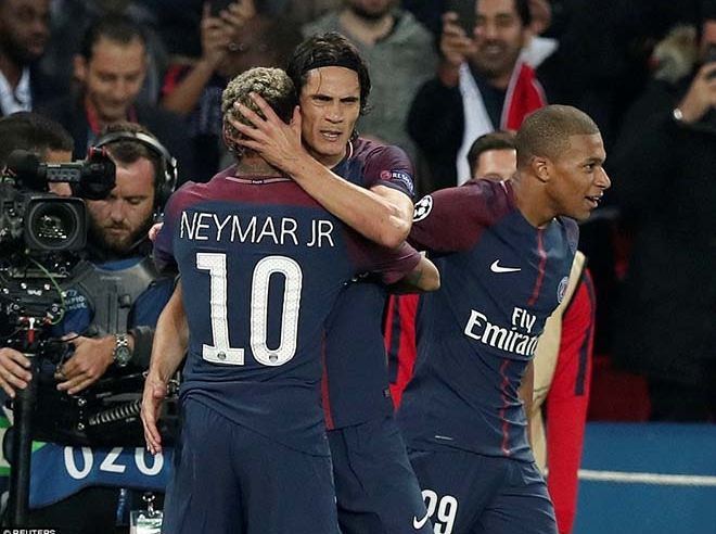 Neymar lên tiếng đầy bất ngờ về mâu thuẫn với Cavani